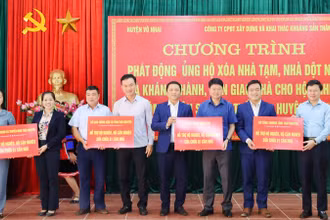 Nhiều cơ quan, đơn vị hỗ trợ Võ Nhai, huyện khó khăn nhất tỉnh xóa hết nhà tạm trong năm 2025.