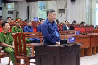 Bị cáo Ngô Văn Thụy nói lời sau cùng tại tòa sáng 28/11.