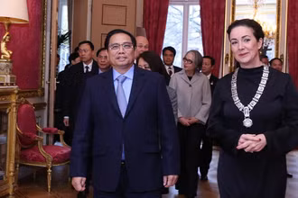 Thủ tướng Phạm Minh Chính gặp Thị trưởng Amsterdam Femke Halsema.