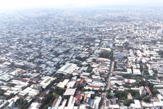 Nhà cửa xây dựng lộn xộn, tự phát ở phường Trảng Dài, thành phố Biên Hòa.