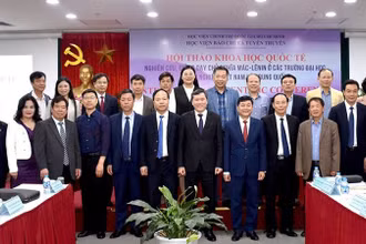 Các đại biểu tham dự Hội thảo.
