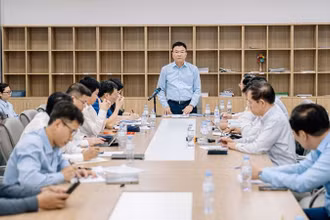Phó Thủ tướng Chính phủ Lê Thành Long phát biểu tại buổi làm việc.