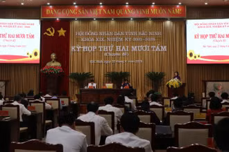 Toàn cảnh kỳ họp.
