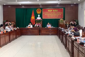 Quang cảnh buổi họp báo.