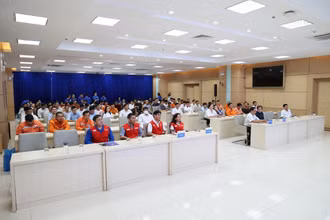 Lễ phát động Tuần lễ hồng EVN lần thứ 9 tại Đà Nẵng.