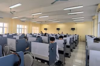 Thí sinh dự thi Đánh giá năng lực của Đại học Quốc gia Hà Nội (VNU) năm 2024.