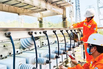 Từ ngày 9/11, giá bán lẻ điện bình quân tiếp tục được điều chỉnh tăng 4,5%. 