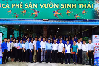 Các đại biểu tham dự buổi ra mắt Hội quán.