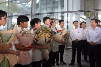 Bộ Giáo dục và Đào tạo chúc mừng thành tích học sinh đoạt giải Olympic Toán học quốc tế năm 2022.