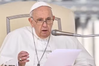 [Video] Những giây phút tận tụy đến cùng vì nhân loại của Giáo hoàng Francis