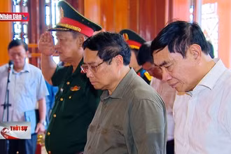 Thủ tướng dâng hương Đại tướng Võ Nguyên Giáp