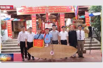 Độc đáo lễ hội thả diều làng Bá Dương Nội