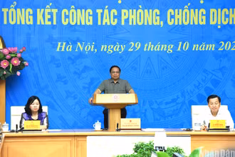 Thủ tướng Phạm Minh Chính dự và chỉ đạo hội nghị.