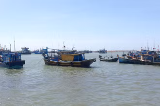 Tàu cá neo đậu tại Cảng cá La Gi. (Ảnh minh họa)