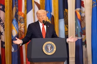 Tổng thống Mỹ Donald Trump sa thải nhiều quan chức Hội đồng An ninh Quốc gia (NSC) Nhà Trắng. (Ảnh: THX/TTXVN)