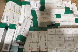 Lô hàng thuốc tân dược gồm gần 8.000 sản phẩm không hoá đơn, chứng từ.