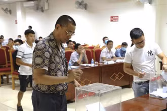 Phiên đấu giá đất tại huyện Mê Linh.