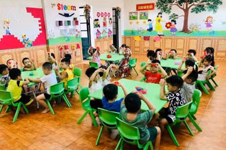 Học sinh mầm non Hoa Hồng, thành phố Lào Cai.