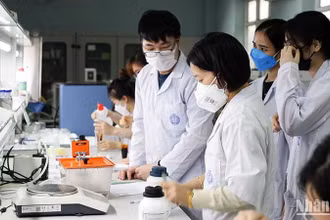 Đại học Quốc gia Hà Nội là cơ sở giáo dục đại học duy nhất ở Việt Nam được THE công nhận về khả năng nghiên cứu giáo dục.