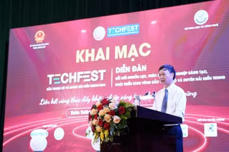 Thứ trưởng Bộ Khoa học và Công nghệ Hoàng Minh phát biểu tại sự kiện