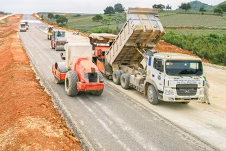 Còn nhiều "nút thắt" trong triển khai các dự án PPP cần được tháo gỡ. (Ảnh: MINH TRANG)