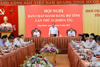 Quang cảnh hội nghị lần thứ 21 của Ban Chấp hành Đảng bộ tỉnh Nam Định khóa 20, nhiệm kỳ 2020-2025.