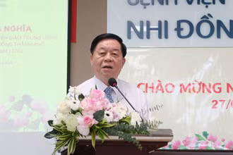 Bí thư Trung ương Đảng, Trưởng Ban Tuyên giáo Trung ương Nguyễn Trọng Nghĩa biểu dương những nỗ lực của tập thể lãnh đạo, nhân viên y tế Bệnh viện Nhi Đồng thành phố đã triển khai hiệu quả công tác chăm sóc, điều trị sức khỏe cho trẻ em không chỉ của Thành phố Hồ Chí Minh mà còn cho cả các tỉnh, thành phố khu vực phía nam. 