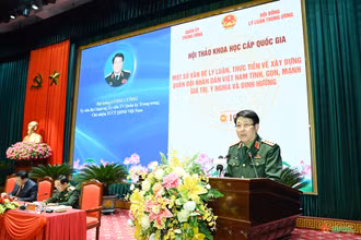 Đại tướng Lương Cường phát biểu khai mạc hội thảo. 
