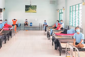 Người lang thang, cơ nhỡ ở TP Hồ Chí Minh được chăm sóc tại cơ sở Bảo trợ xã hội Bình Ðức (tỉnh Bình Phước). Ảnh: Võ Lê