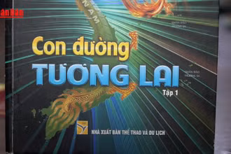 [Video] Ra mắt sách “Con đường tương lai”