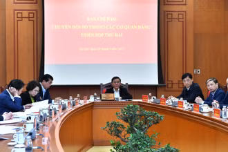 Đồng chí Trần Cẩm Tú, Ủy viên Bộ Chính trị, Thường trực Ban Bí thư chủ trì Phiên họp thứ hai của Ban Chỉ đạo chuyển đổi số trong các cơ quan Đảng.