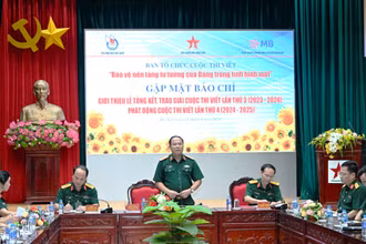 Thiếu tướng Đoàn Xuân Bộ, Trưởng Ban Tổ chức Cuộc thi viết về bảo vệ nền tảng tư tưởng của Đảng thông tin kết quả cuộc thi lần thứ 3.