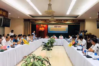 Quang cảnh buổi họp báo.
