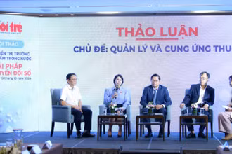 Các đại biểu trao đổi, thảo luận về quản lý và cung ứng thuốc tại Việt Nam