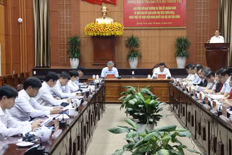 Quang cảnh buổi làm việc.