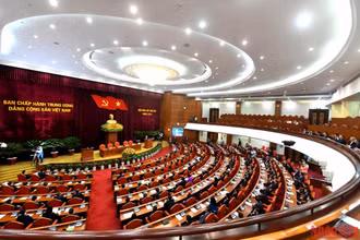 Quang cảnh bế mạc Hội nghị lần thứ sáu Ban Chấp hành Trung ương Đảng Cộng sản Việt Nam khóa XIII.