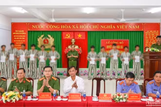 Lễ công bố Quyết định đặc xá năm 2025 của Chủ tịch nước cho các phạm nhân đủ điều kiện.