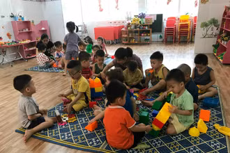 Trẻ mầm non tại thành phố Vinh