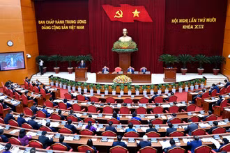 Phiên khai mạc Hội nghị lần thứ 10 Ban Chấp hành Trung ương Đảng Cộng sản Việt Nam khóa XIII. (Ảnh: ĐĂNG KHOA)