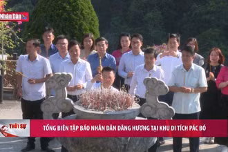 Tổng biên tập Báo Nhân Dân dâng hương tại Khu di tích Pác Bó