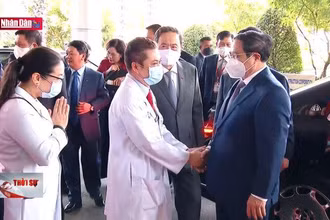 Thủ tướng thăm Bệnh viện Chợ Rẫy - Phnom Penh