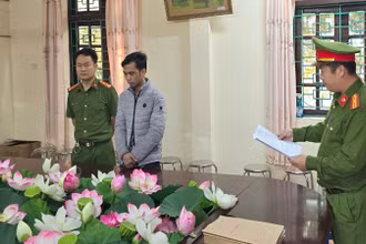 Cơ quan điều tra ra quyết định khởi tố vụ án, khởi tố, bắt tạm giam bị can đối với Dương Ngọc Duy. (Ảnh Công an Lai Châu cung cấp)