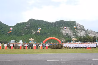 Lực lượng chuẩn bị tham gia hoạt động gìn giữ hòa bình Liên hợp quốc của các nước tại chương trình.