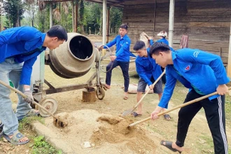 Đẩy mạnh xây dựng thôn, bản, làng thông minh