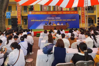 Quang cảnh buổi đối thoại.