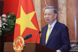 Chủ tịch nước Tô Lâm phát biểu trong buổi gặp gỡ cán bộ Văn phòng Chủ tịch nước. (Ảnh: Thống Nhất/TTXVN)