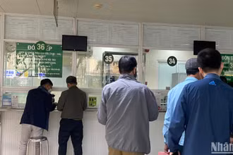 Bệnh viện ngoại khoa hàng đầu hạn chế mổ phiên: Bác sĩ đau xót, bệnh nhân hoang mang