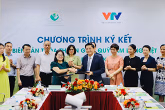 Bệnh viện Phụ Sản Hà Nội và quỹ Tấm lòng Việt-Đài Truyền hình Việt Nam đã ký kết biên bản thỏa thuận chương trình "Vì một niềm tin hạnh phúc".