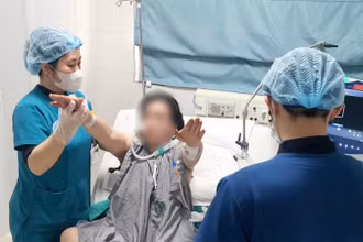 Bệnh nhân đang hồi phục tốt.