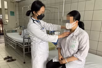 Bệnh nhân tái khám định kỳ.